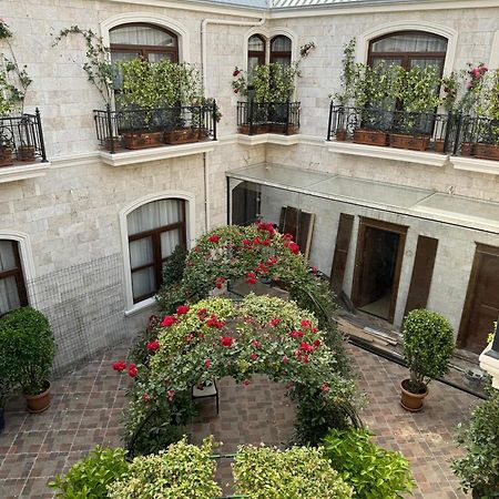 Midway Baku Hotel Экстерьер фото